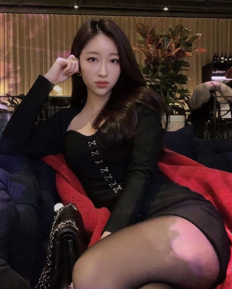 顶级韩女！好凶！腿是真的长！这么大的事，根本藏不住！