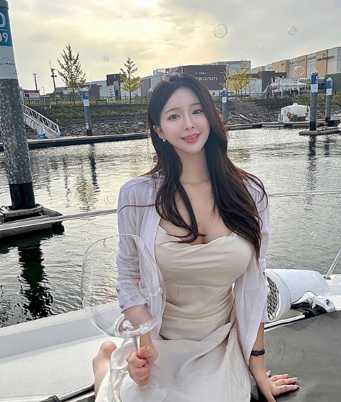 兄弟们，韩国顶级网红美女，真的好凶，天赋满满，你们肯定打不过！