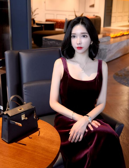 极品韩妹！黑丝大长腿！天赋直接拉满，这么大的事应该早点说！