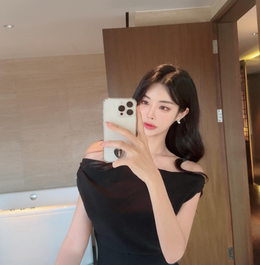 兄弟们，韩国顶级网红美女，真的好凶，信我，你们肯定打不过！