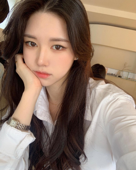兄弟们，韩国顶级网红美女，颜值秒杀內娱女星，真的太绝了，姐姐鲨我！