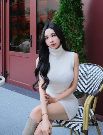 极品韩妹！黑丝大长腿！天赋直接拉满，这么大的事应该早点说！