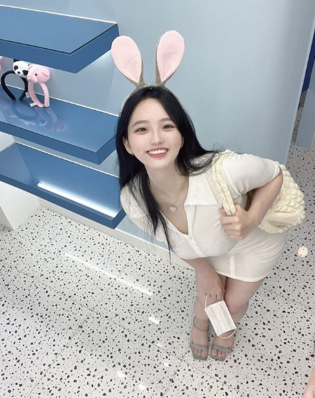 兄弟们，韩国顶级网红美女，既可爱又性感，姐姐鲨我！
