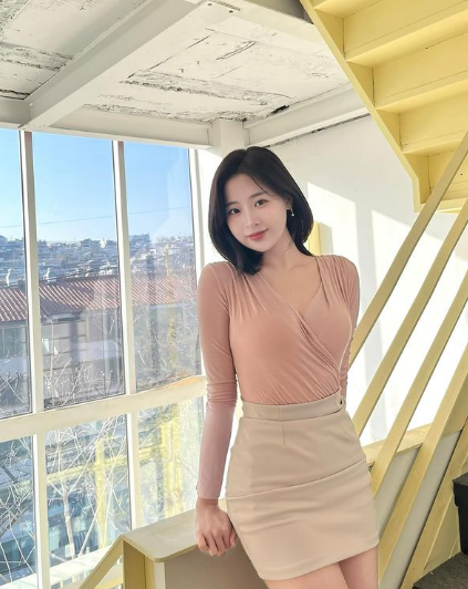 兄弟们，韩国顶级网红美女，颜值秒杀內娱女明星，姐姐鲨我！