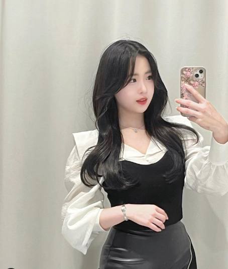 兄弟们，韩国顶级网红美女，颜值秒杀內娱女明星，姐姐鲨我！