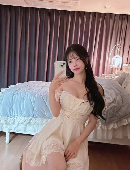 兄弟们，韩国顶级网红美女，天赋满满，真的好凶，你们肯定打不过！