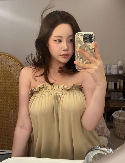 兄弟们，韩国顶级网红美女，真的好凶，这么大的事根本藏不住啊！