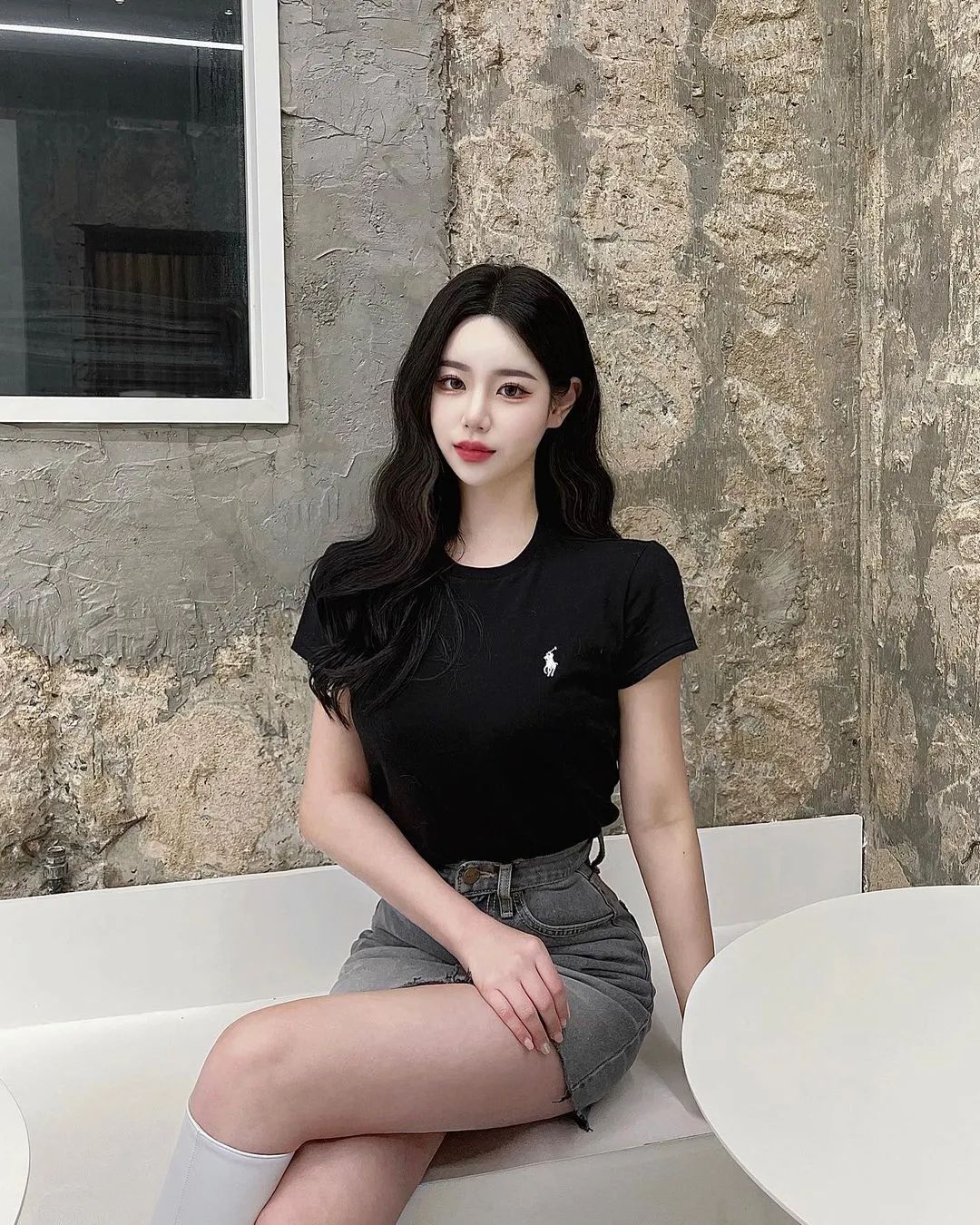 兄弟们，韩国顶级网红美女，清纯可爱，深藏不露，真的顶不住啊！