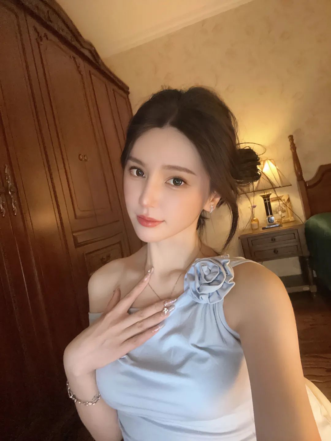 肤白貌美大长腿，WAL神秘应援小姐姐了解下