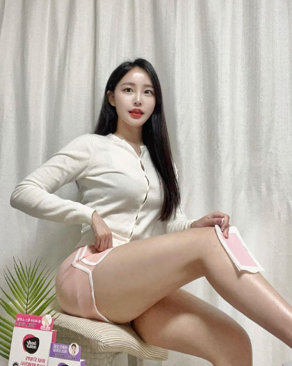 兄弟们，韩国顶级网红美女，韵味十足，姐姐鲨我！