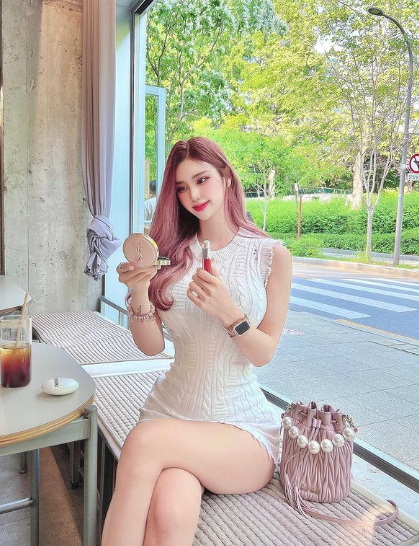 兄弟们，韩国顶级网红美女，真的好凶，这么大的事，根本藏不住！