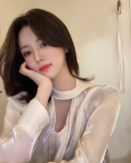 兄弟们，韩国顶级网红美女，颜值秒杀內娱女星，真的太绝了，姐姐鲨我！