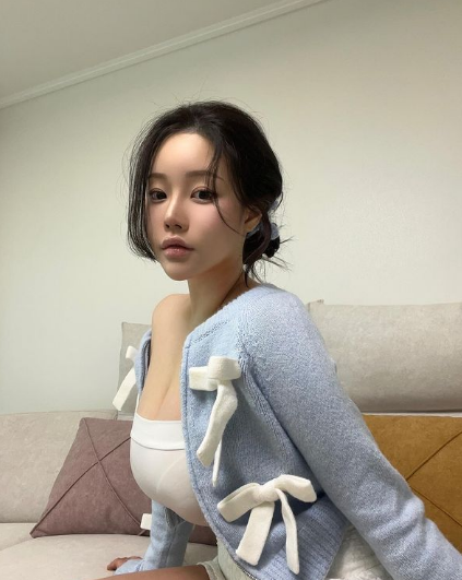 兄弟们，韩国顶级网红美女，真的好凶，这么大的事根本藏不住啊！