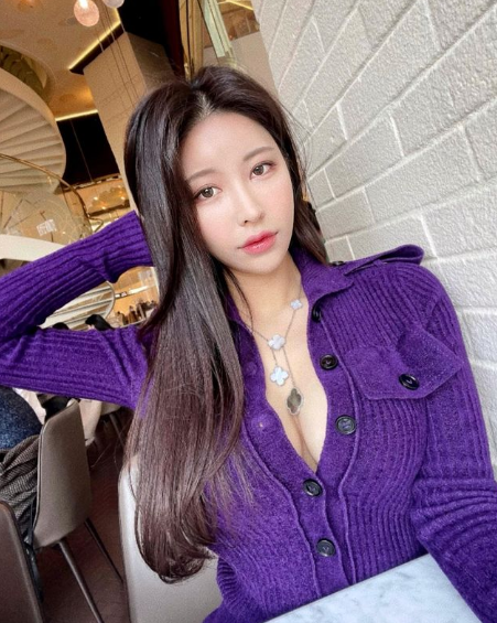 兄弟们，韩国顶级网红美女，真的好凶，这个你们真不是对手！