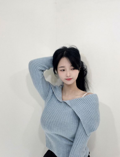 兄弟们，韩国顶级网红美女，既可爱又性感，姐姐鲨我！