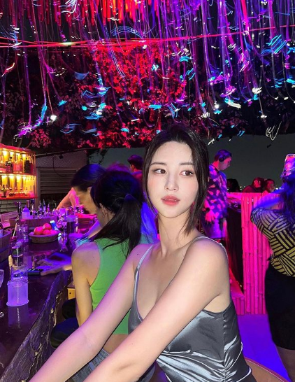 兄弟们，韩国顶级网红美女，颜值秒杀內娱女星，真的太绝了，姐姐鲨我！