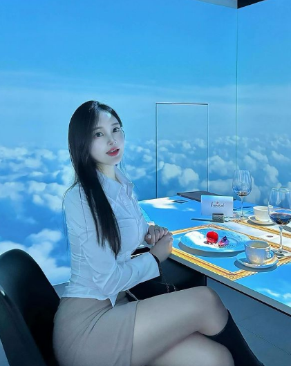 兄弟们，韩国顶级网红美女，韵味十足，姐姐鲨我！