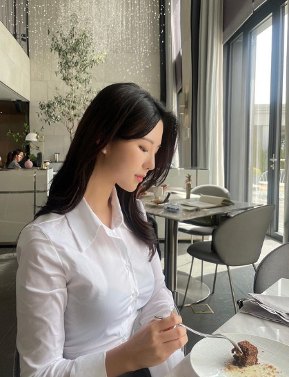 兄弟们，韩国顶级网红美女，颜值秒杀內娱女星，真的太绝了，姐姐鲨我！