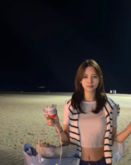 兄弟们，韩国顶级网红美女，颜值秒杀內娱女星，真的太绝了，姐姐鲨我！