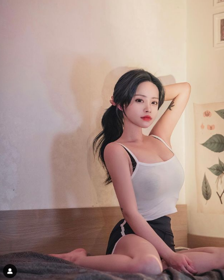 兄弟们，韩国顶级网红美女，天赋拉满，真的好凶，完全顶不住啊！