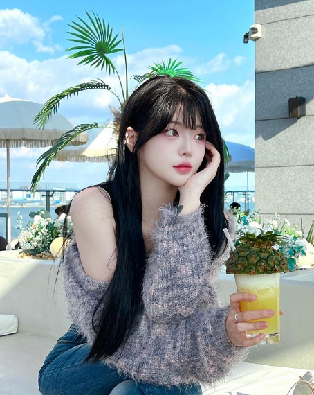 兄弟们，韩国顶级网红美女，又纯又御，这可爱劲真的顶不住！