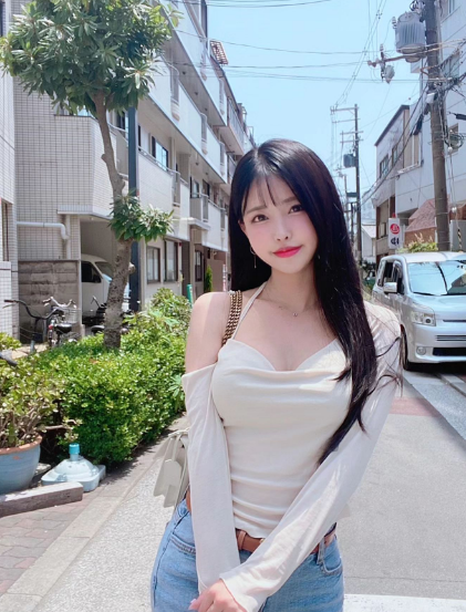 兄弟们，韩国顶级网红美女，天赋满满，真的好凶，你们肯定打不过！