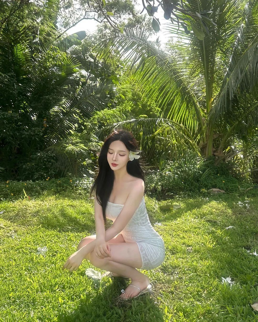 兄弟们，韩国顶级网红美女，又纯又御，真的好凶，完全顶不住啊！