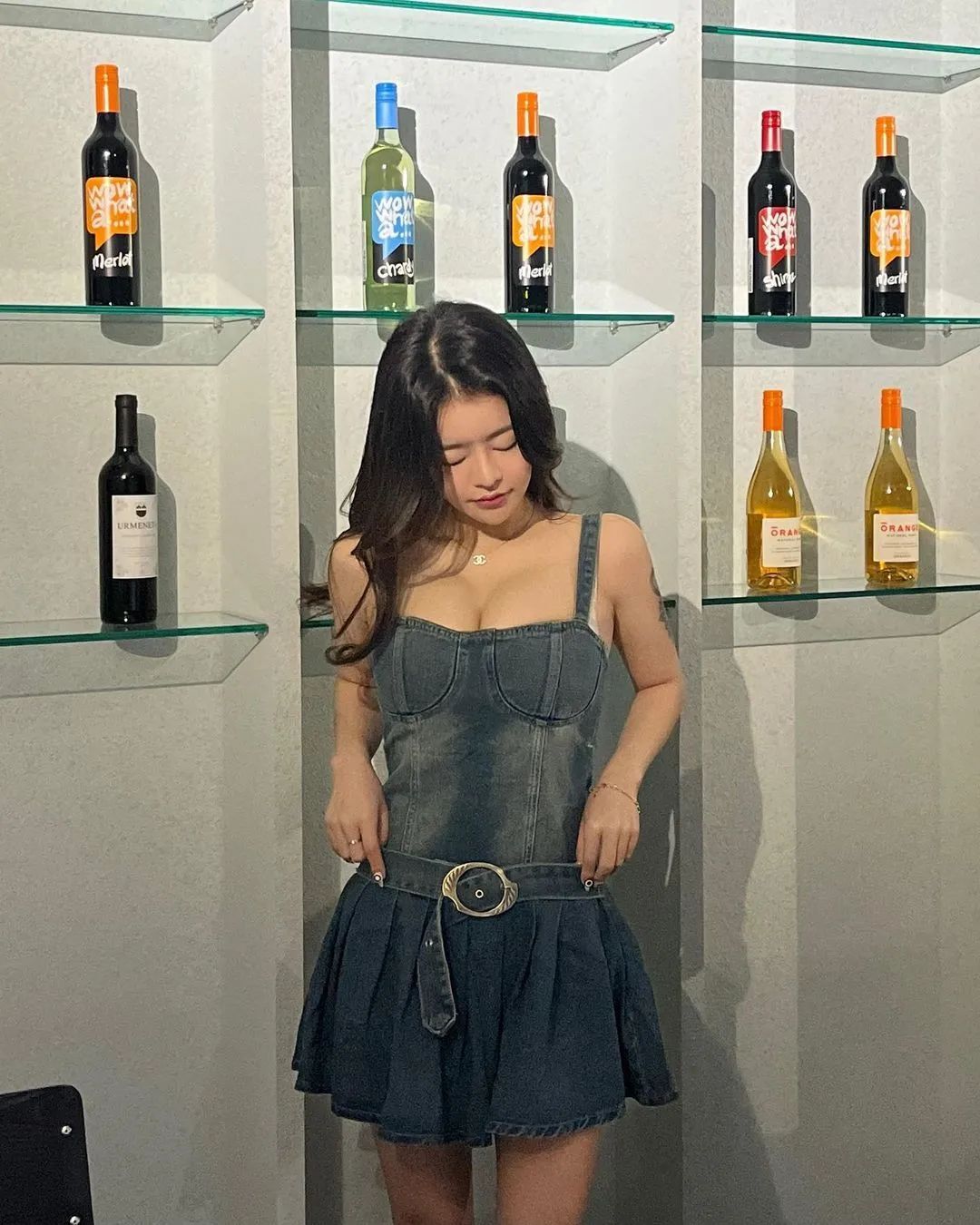 顶级！真的太顶级了！曲线完美！凹凸有致！简直太辣了！