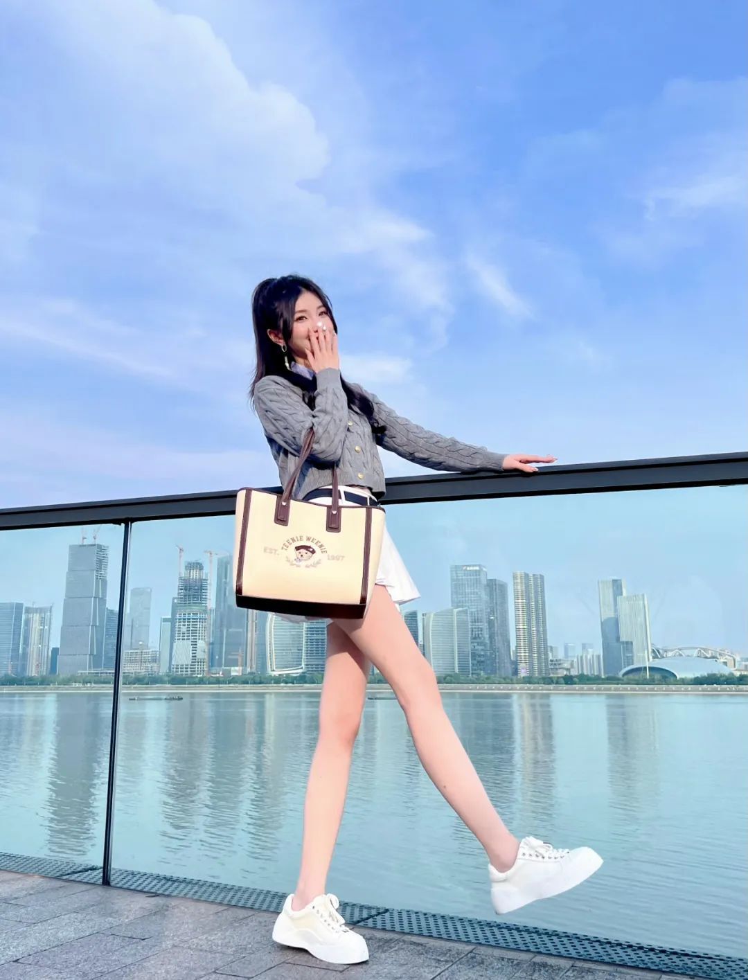 大长腿绝绝子