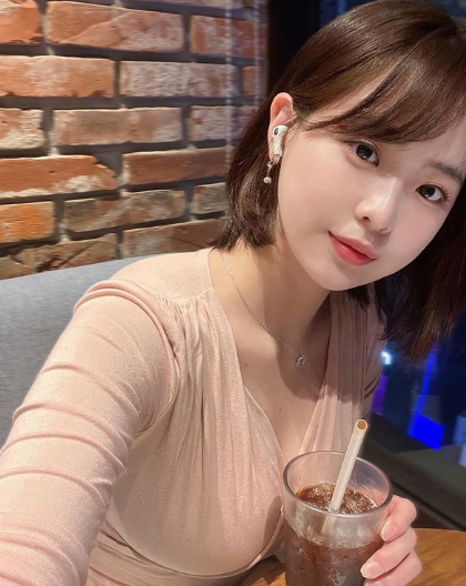 兄弟们，韩国顶级网红美女，颜值秒杀內娱女明星，姐姐鲨我！