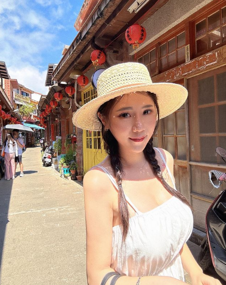 兄弟们，极品台妹！真的好凶，信我，你们肯定打不过！