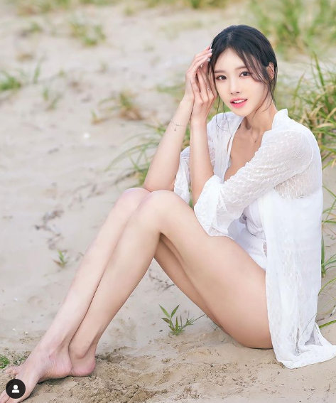 极品韩妹！这颜值，秒杀网红！腿是真的长，姐姐鲨我！
