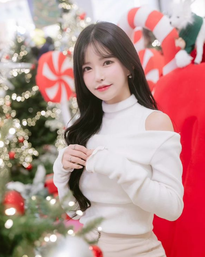 兄弟们，韩国顶级网红美女，天赋满满，真的好凶，你们肯定打不过！
