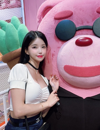 兄弟们，韩国顶级网红美女，天赋满满，真的好凶，你们肯定打不过！