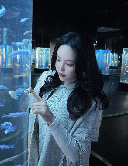 兄弟们，韩国顶级网红美女，真的好凶，这么大的事根本藏不住啊！