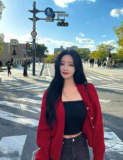 兄弟们，韩国顶级网红美女，天赋拉满，真的好凶，完全顶不住啊！