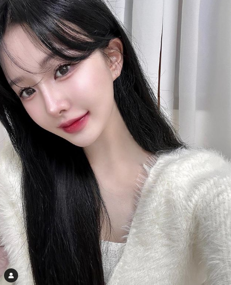 兄弟们，韩国顶级网红美女，又纯又御，真的好凶，完全顶不住啊！