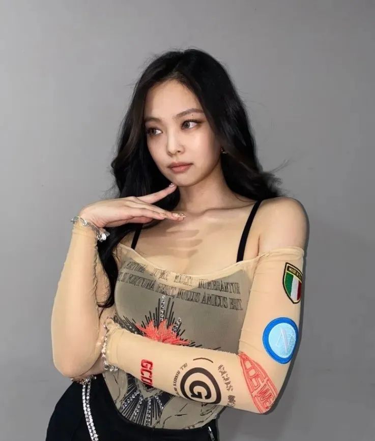 南韩性感小野猫，人间香奈儿！