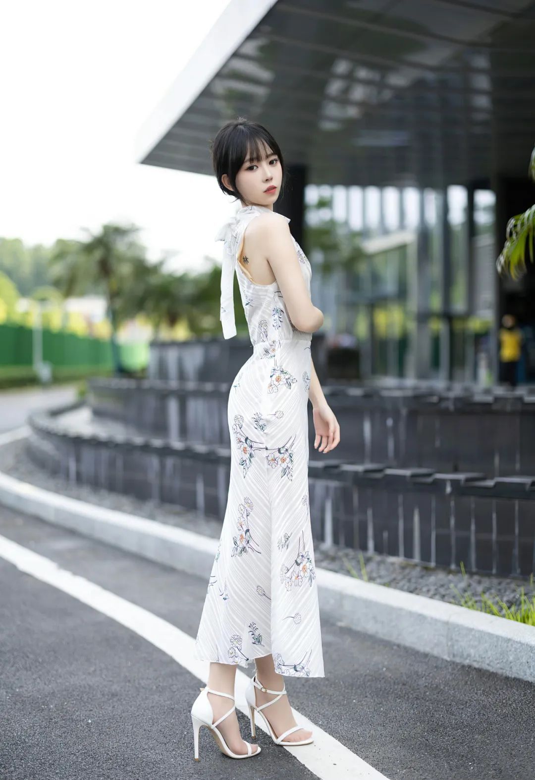 秀人模特奶瓶子私房写真