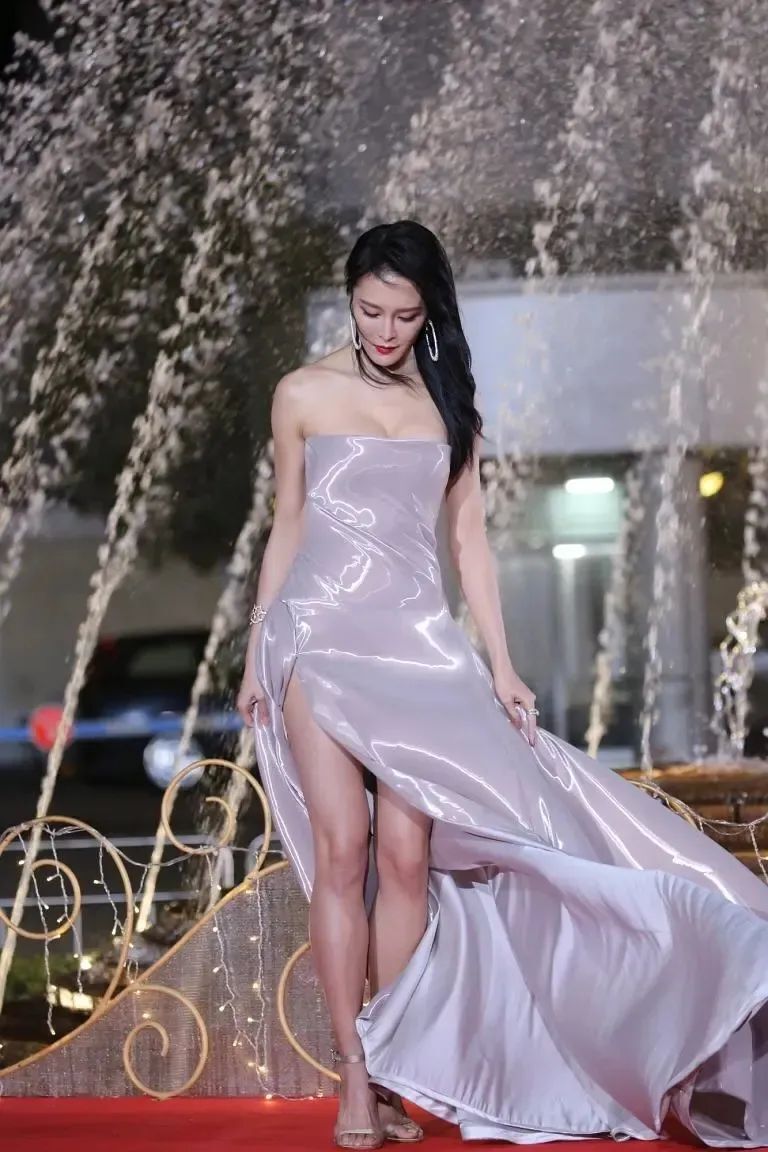 港姐长腿女神！这身材，太顶了！