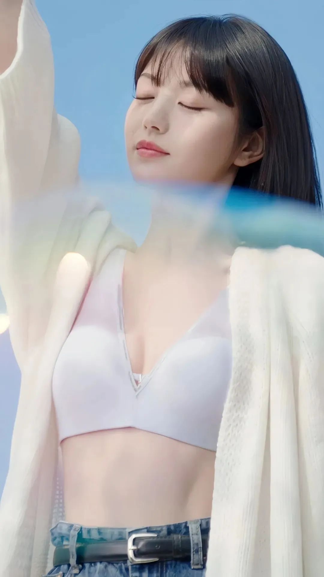 田曦薇维密内衣美照，甜美又性感的青春代言人