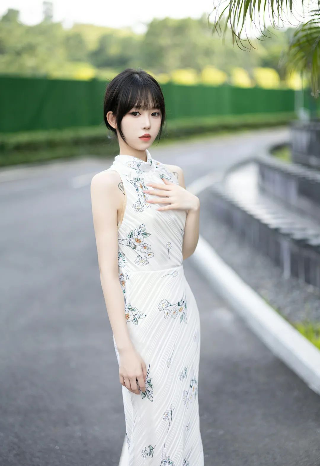 秀人模特奶瓶子私房写真