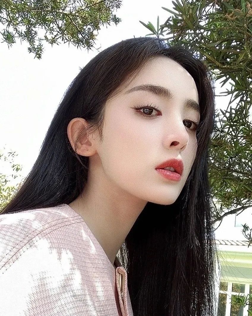她拍的片无人不知！性感撩人，杀疯了！