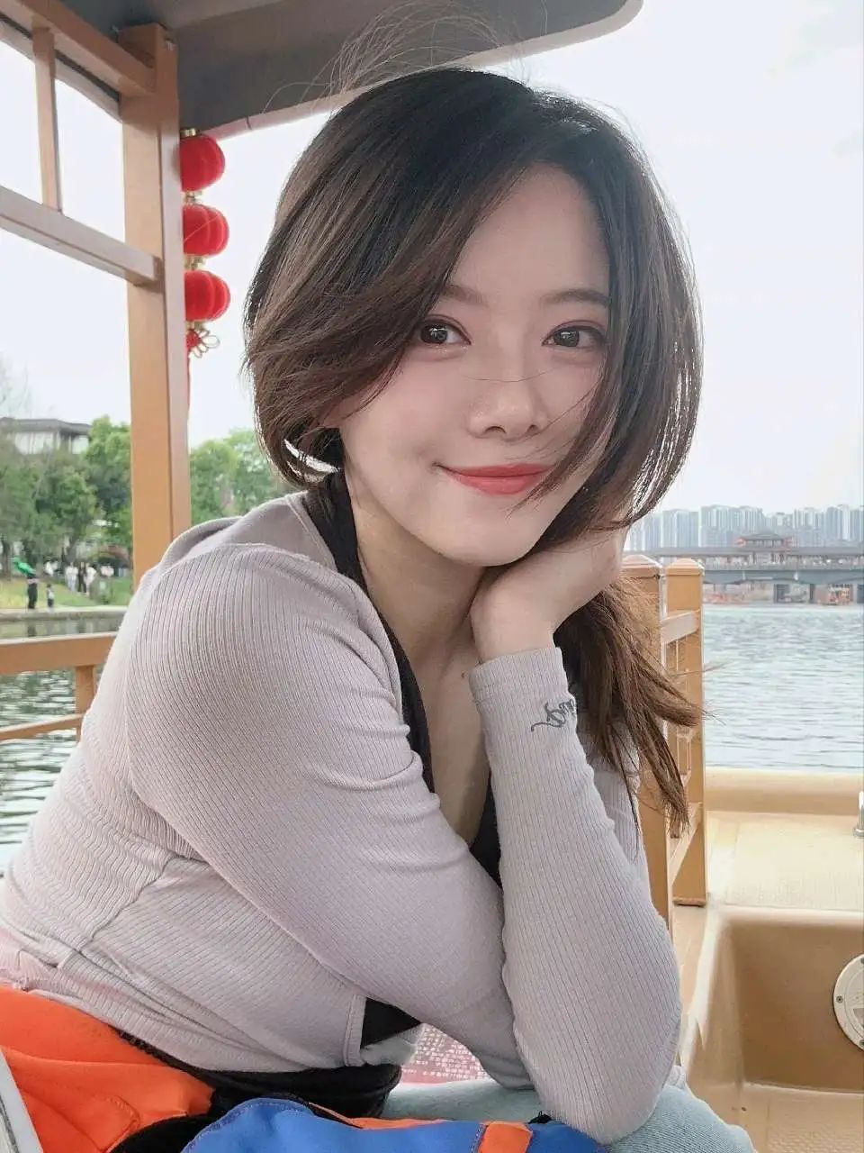 这长腿，杀疯了！最美电竞女主持！
