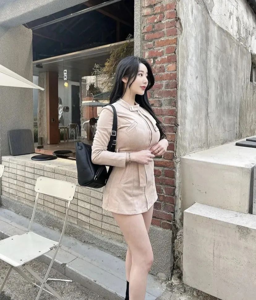 哇！这身材，堪称极品！完全藏不住！