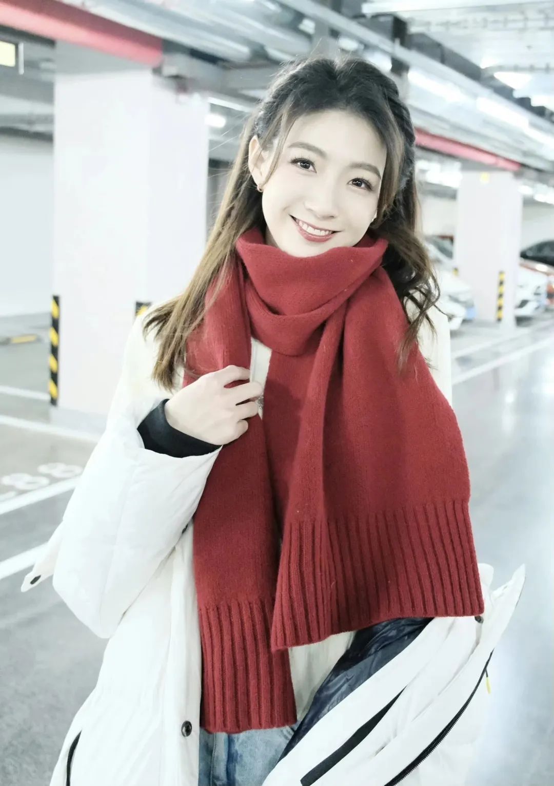 这大长腿，超顶啊！NBA最美女主播！