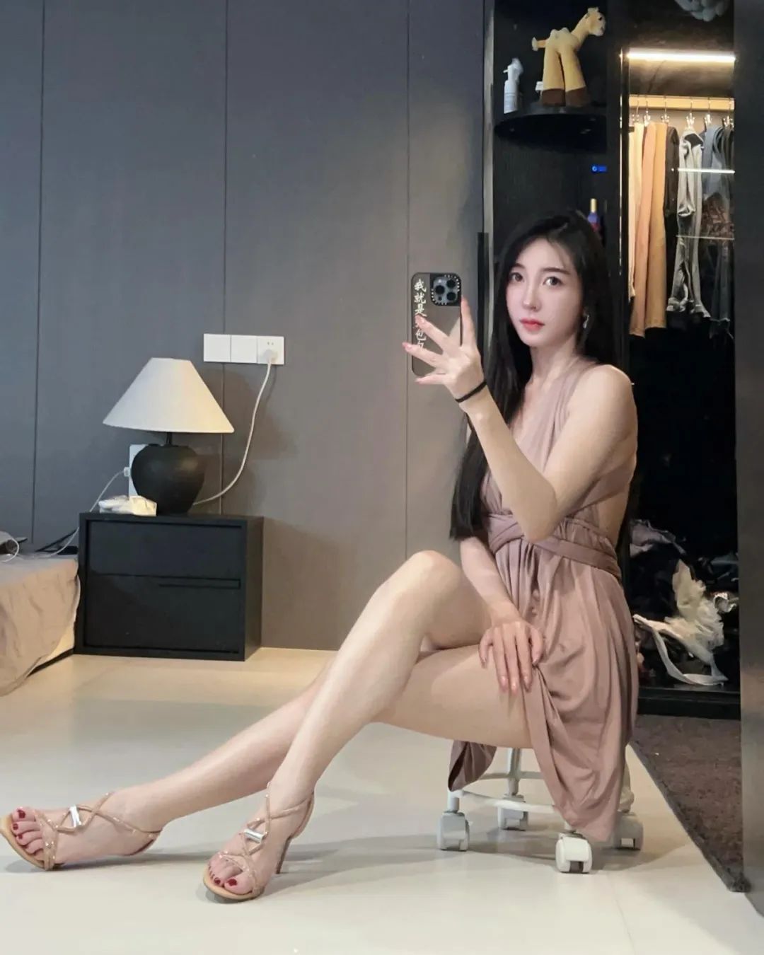 极品少妇，这谁顶得住啊，怕你们看了流鼻血！