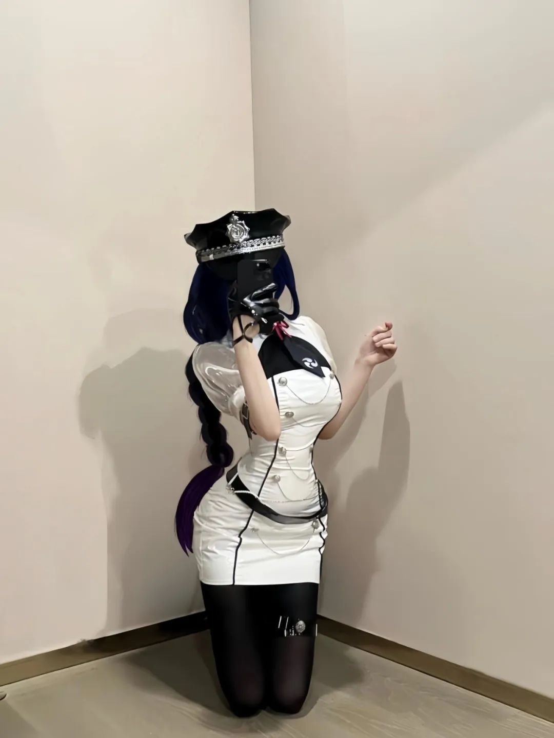 原神cos：皮鞭+制服，OL雷神果然御！丽莎巫女装，兔女郎甘雨涩气拉满！