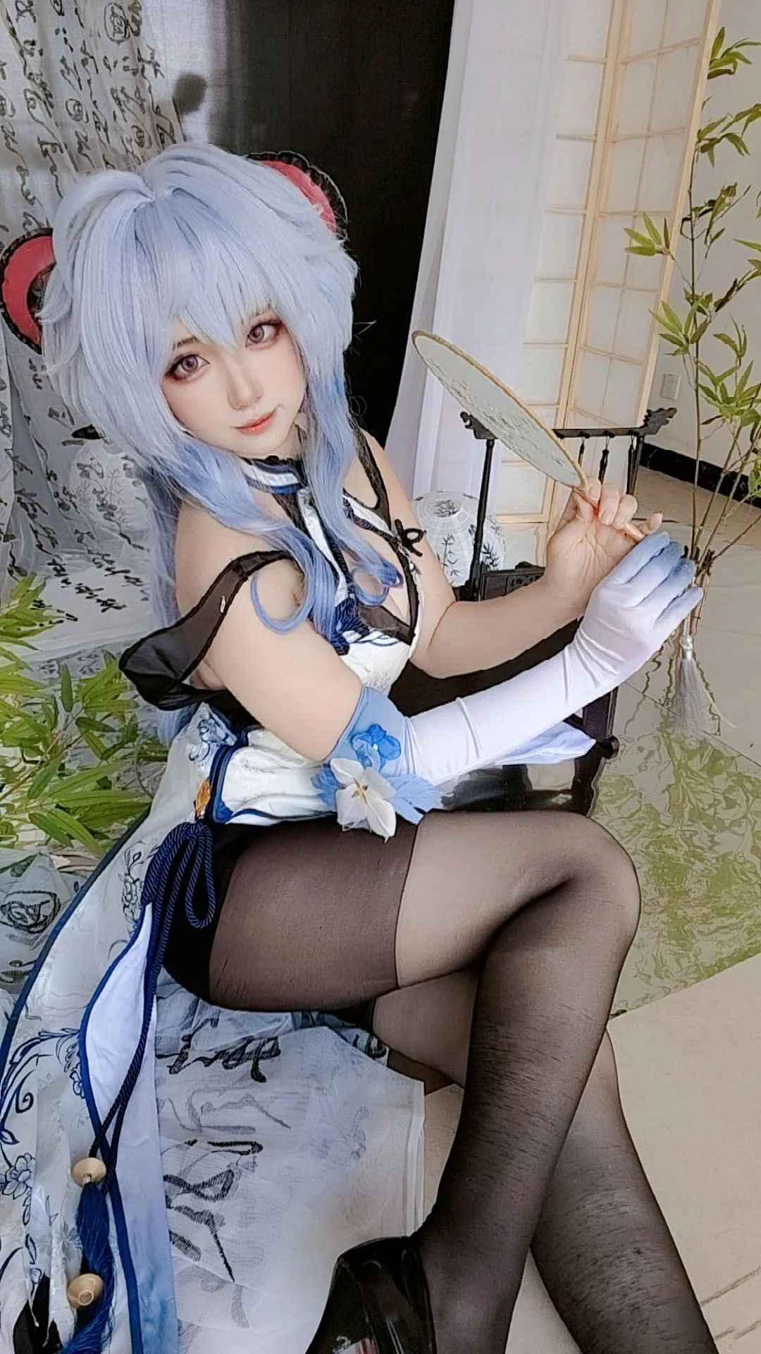 原神cos：白丝+旗袍，青花瓷甘雨美爆！归终太好看了，这不整个复活甲?老米你糊涂啊！