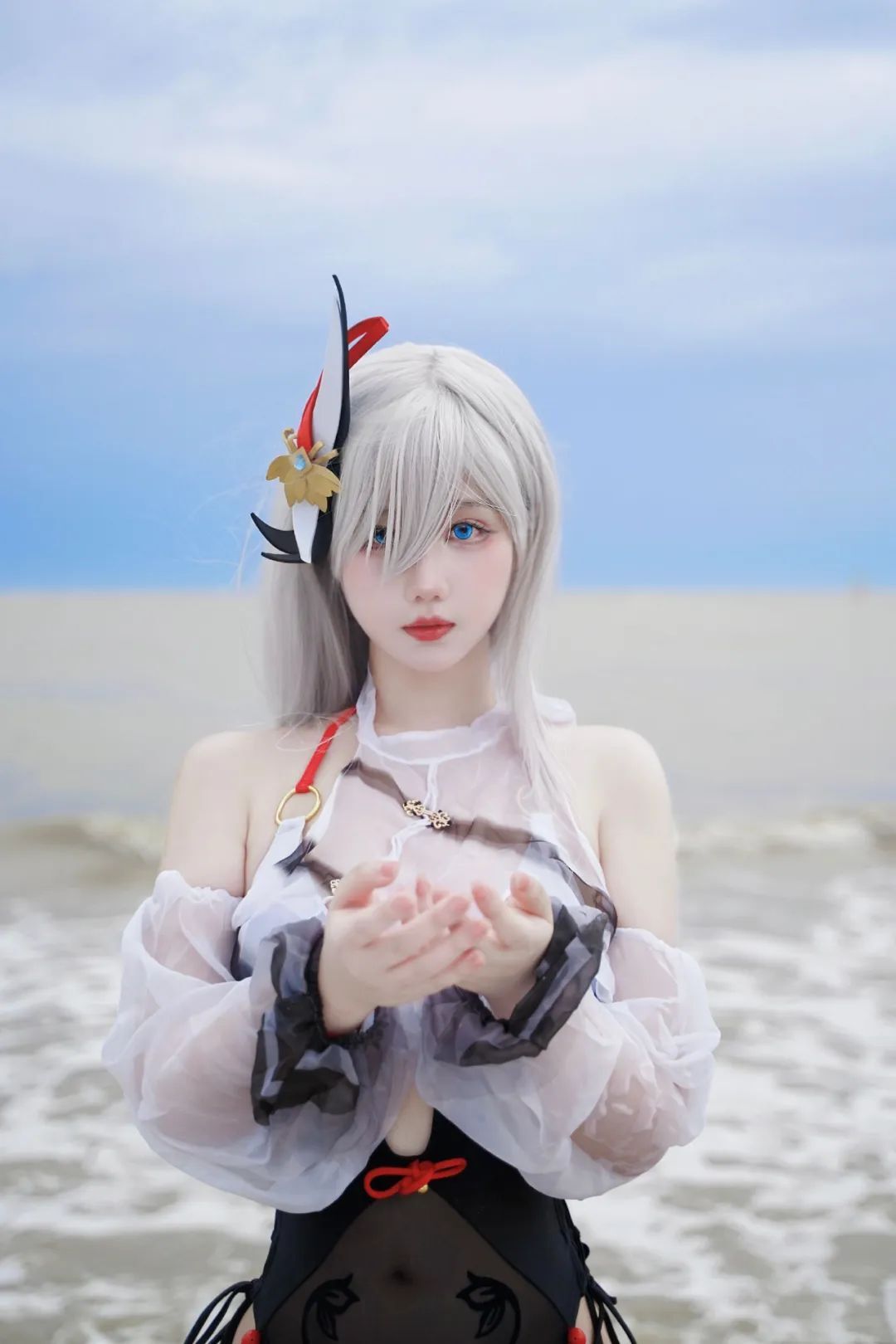 原神cos：申鹤心海夏日泳装太美了！雷神周本boss太顶了！甘雨3套新服装你喜欢吗？